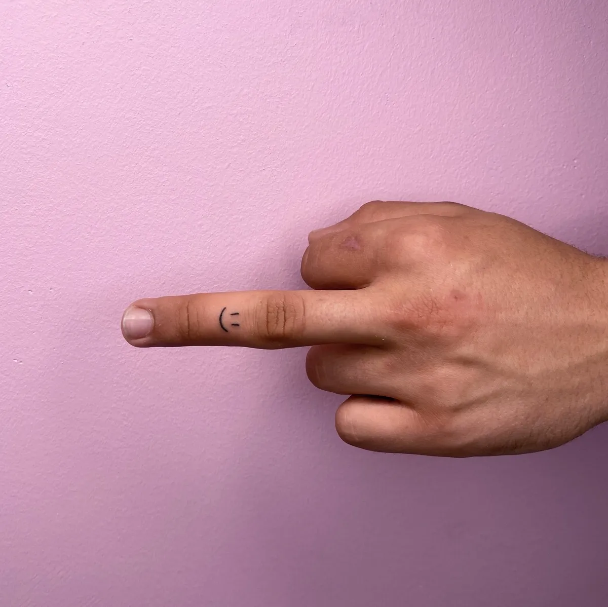 candy_ragequit_tattoo_zürich_017.webp - Image of Candy, Artist at Ragequit Tattoo Piercing Zurich