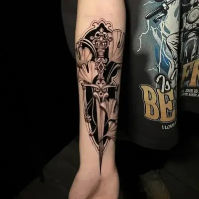 luna_ragequit_tattoo_zürich_006.webp - Image of Luna, Artist at Ragequit Tattoo Piercing Zurich