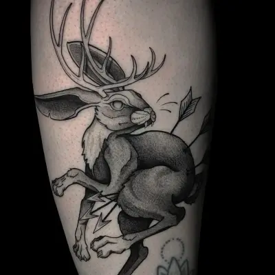 luna_ragequit_tattoo_zürich_027.webp - Image of Luna, Artist at Ragequit Tattoo Piercing Zurich