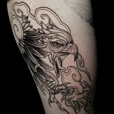 luna_ragequit_tattoo_zürich_029.webp - Image of Luna, Artist at Ragequit Tattoo Piercing Zurich