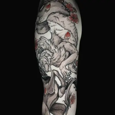 luna_ragequit_tattoo_zürich_030.webp - Image of Luna, Artist at Ragequit Tattoo Piercing Zurich