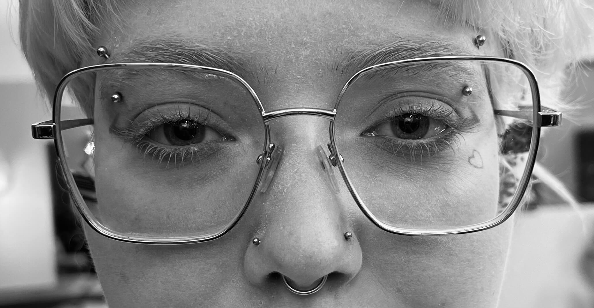 nina_ragequit_piercing_zürich_026.jpg - Image of Nina, Artist at Ragequit Tattoo Piercing Zurich