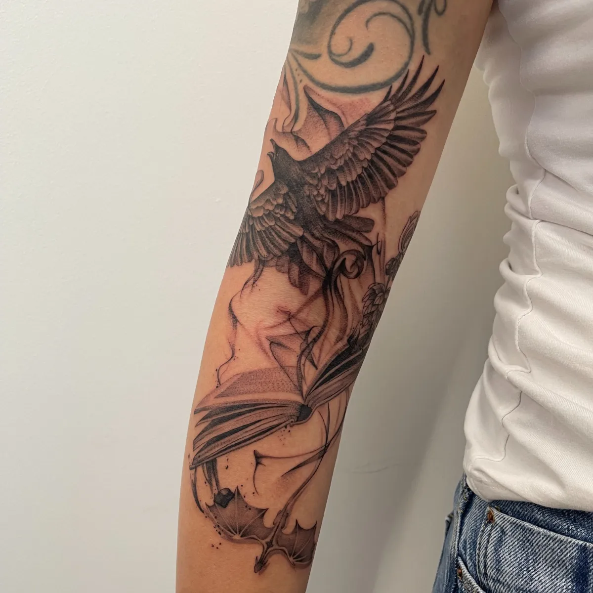 vany_ragequit_tattoo_zürich_027.webp - Image of Vany, Artist at Ragequit Tattoo Piercing Zurich